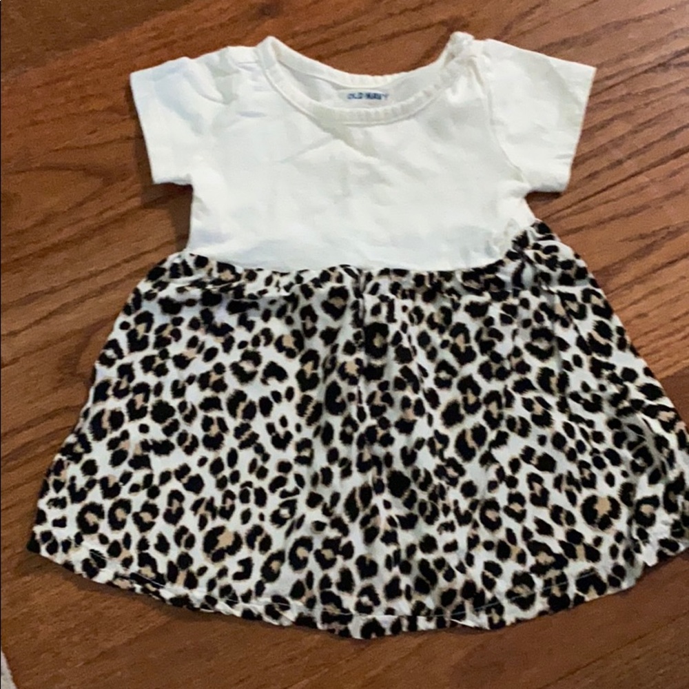 Old navy leopard top